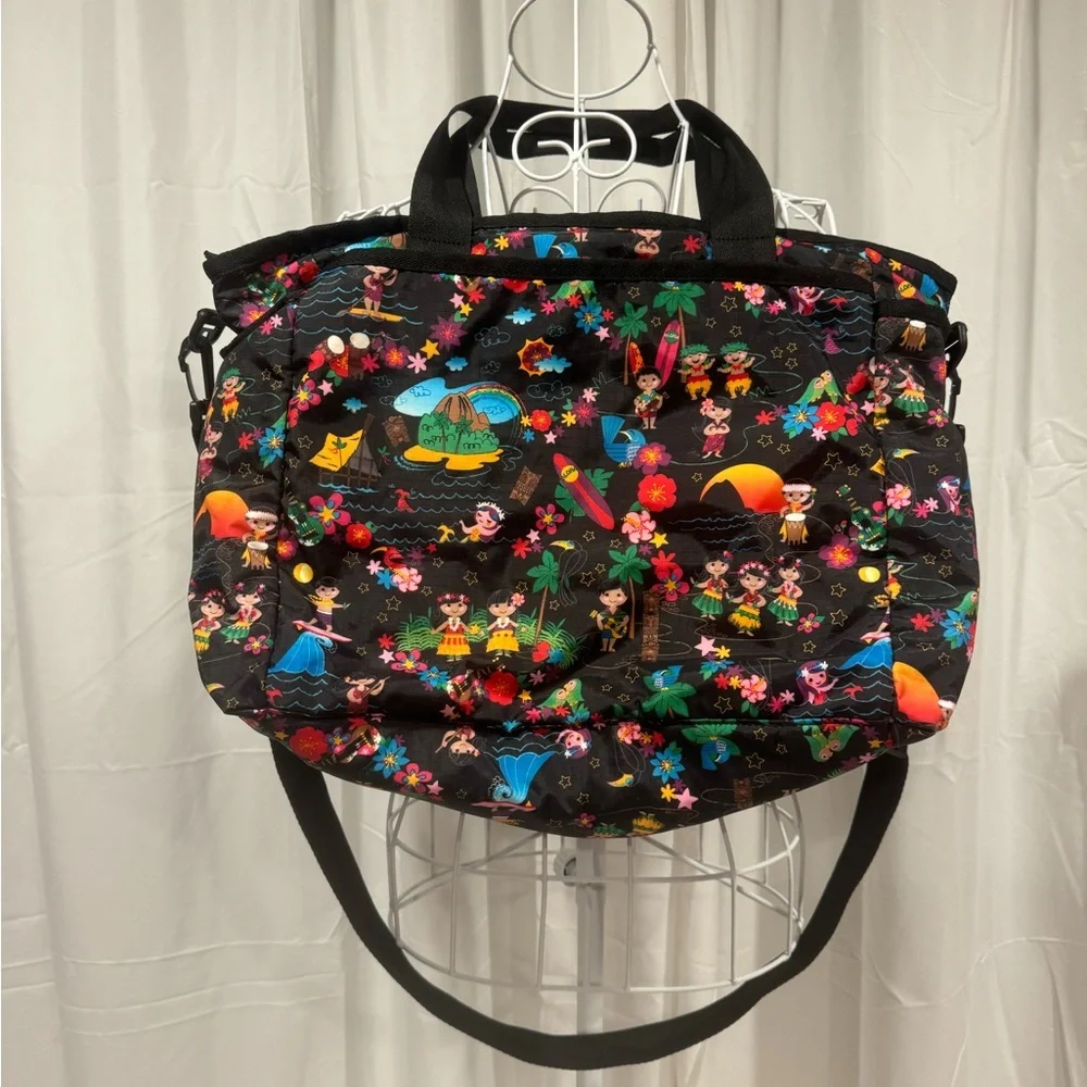 Le Sport Sac x Disney “It’s a Small World” RARE Weekender Bag - Picture 2 of 7